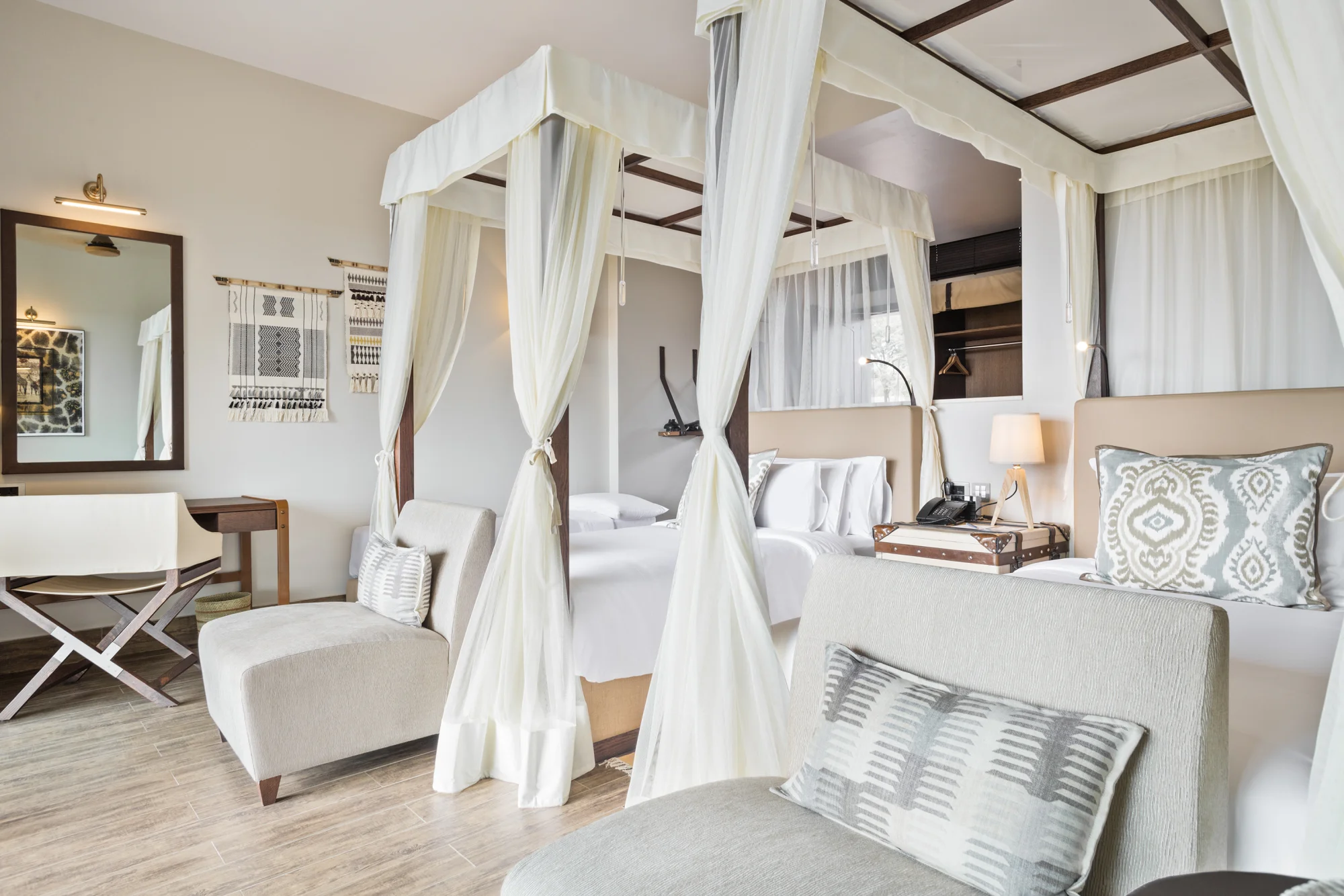 Twin room with an extra bed at Serengeti Lodge Meliá Collection